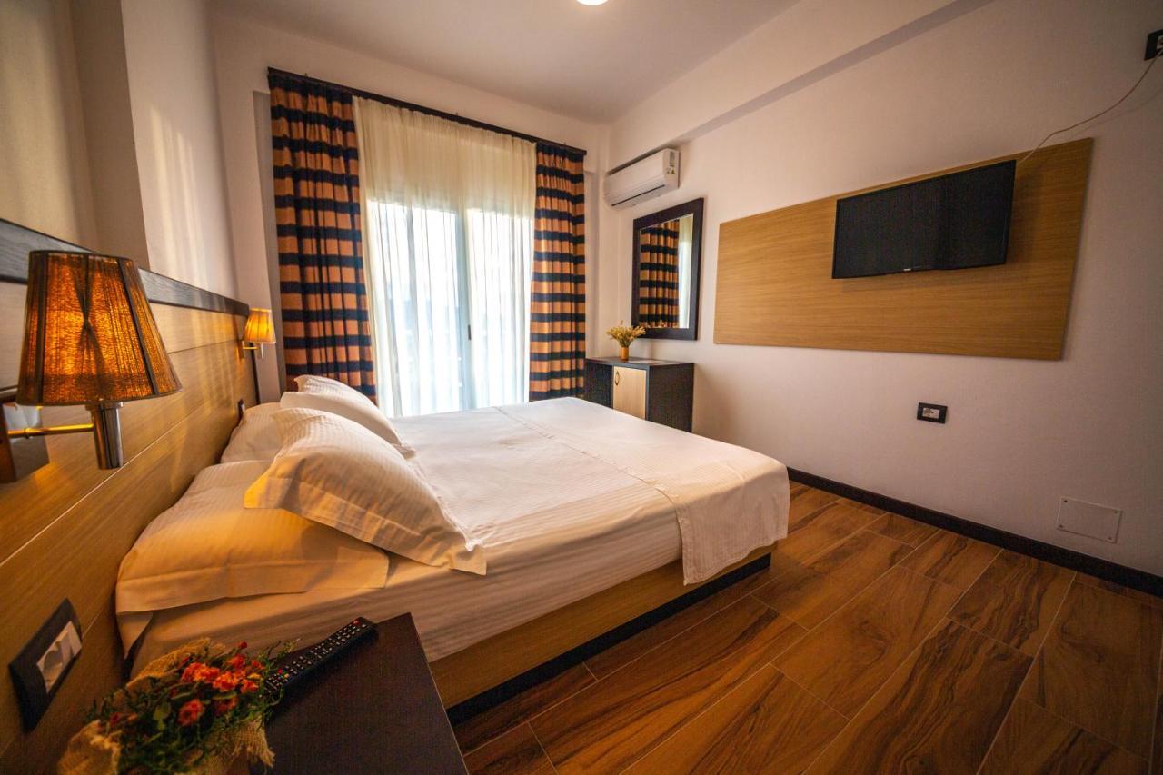 Inada Hotel Ksamil Extérieur photo