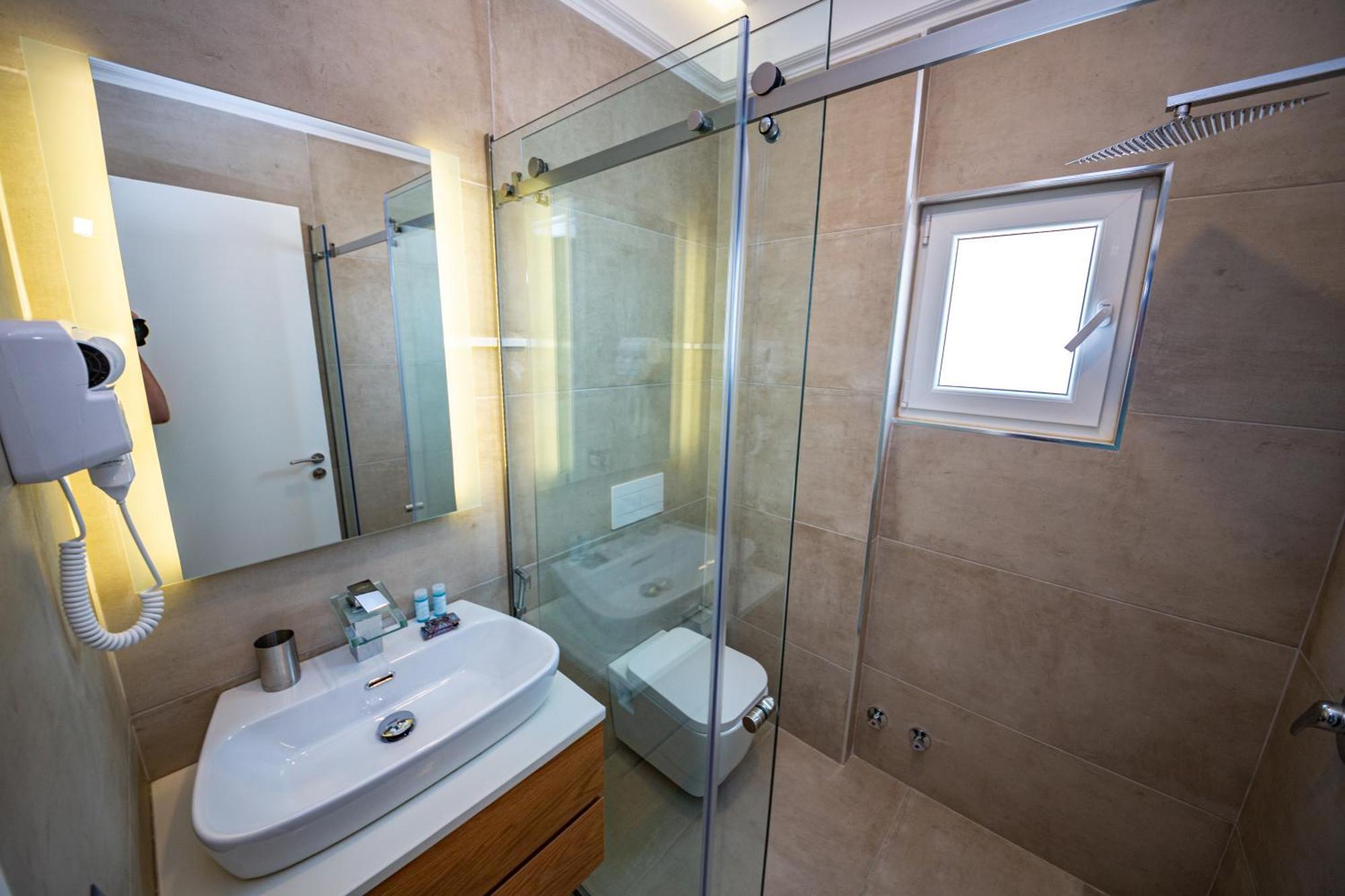 Inada Hotel Ksamil Chambre photo